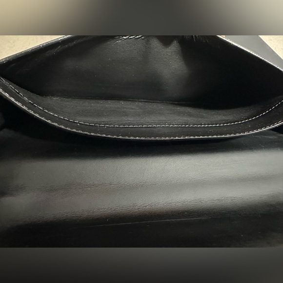 Louis Vuitton Monogram Anouchka Pochette - Picture 9 of 16